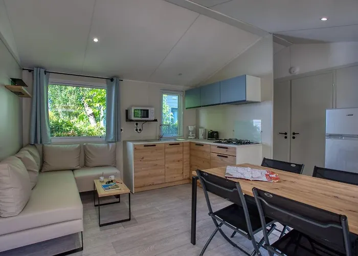 Campingplatz Du De Groléjac